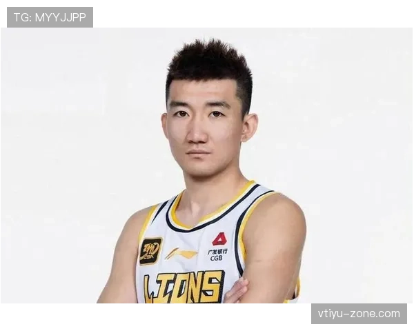 孙铭徽真在家也这么拼？听说厨房比球场还残酷…